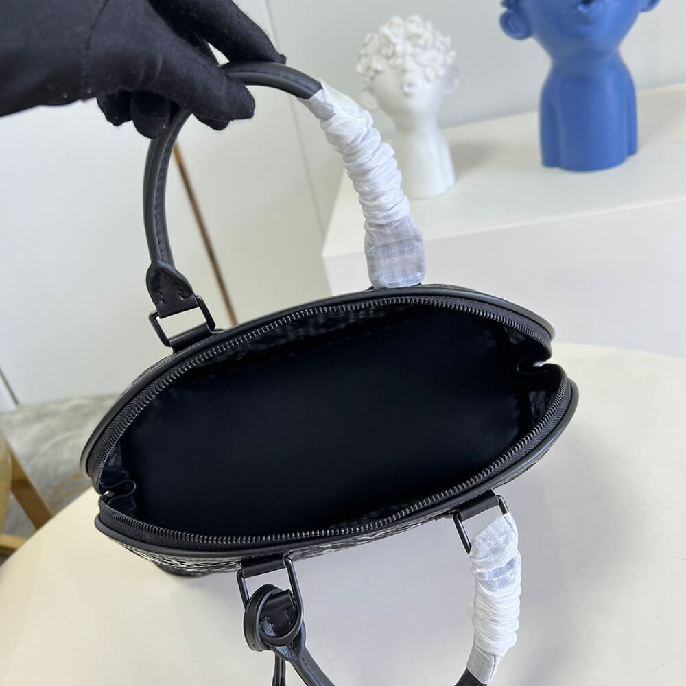 LOUIS VUITTON ALMA PM - Image 5