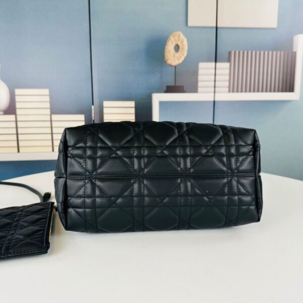 Dior Medium Toujours Bag - Image 5