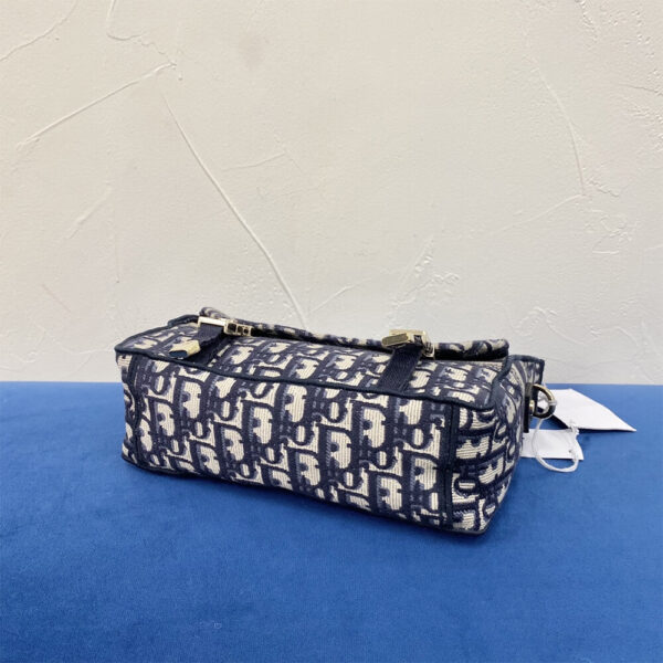 Dior Small Camp Bag - Image 4