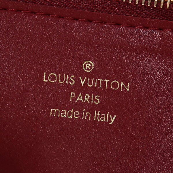LOUIS VUITTON Orsay MM - Image 8
