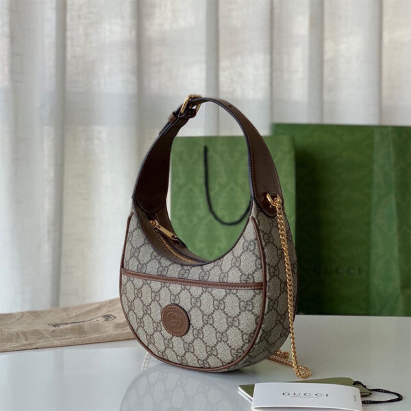 Gucci Half Moon Shaped Bag - Image 3