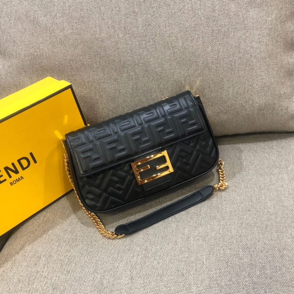 Fendi Baguette Chain MIdi Bag - Image 2