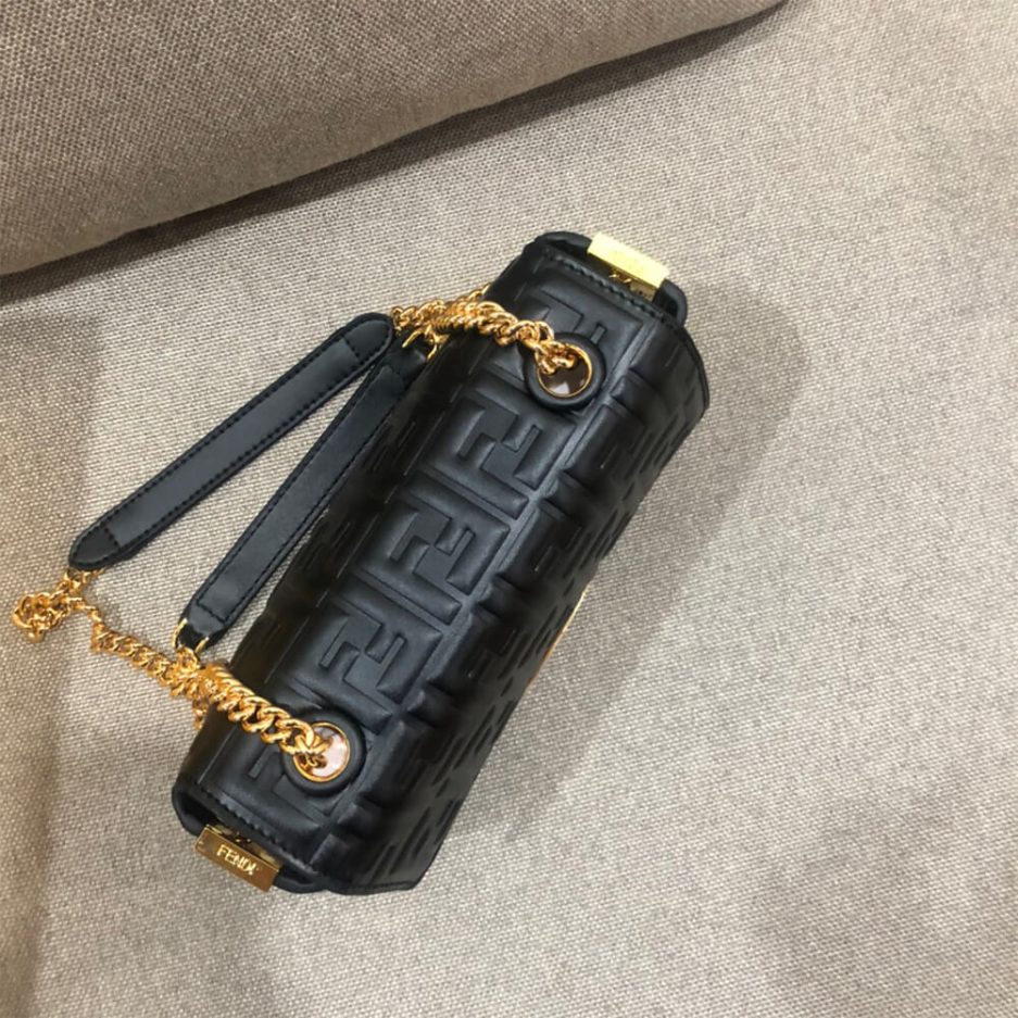 Fendi Baguette Chain MIdi Bag - Image 7