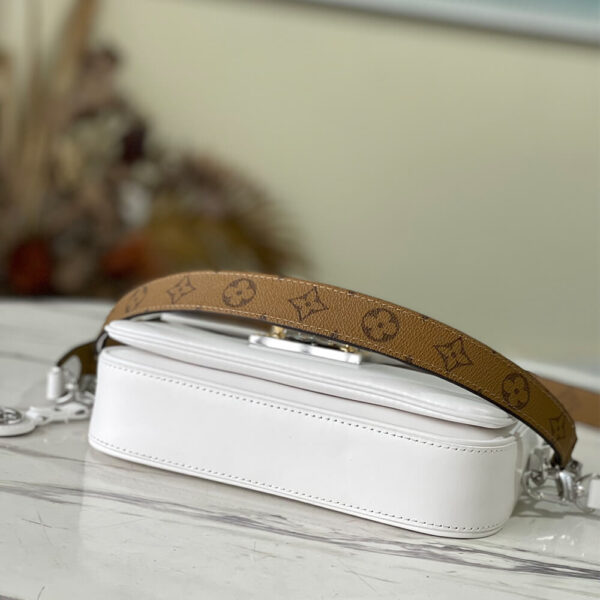 LOUIS VUITTON SWING - Image 3