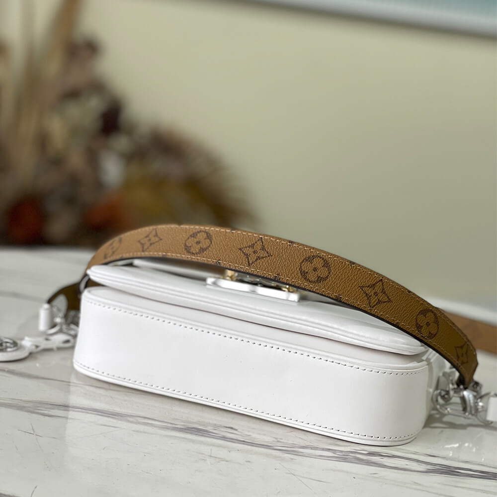 LOUIS VUITTON SWING - Image 3