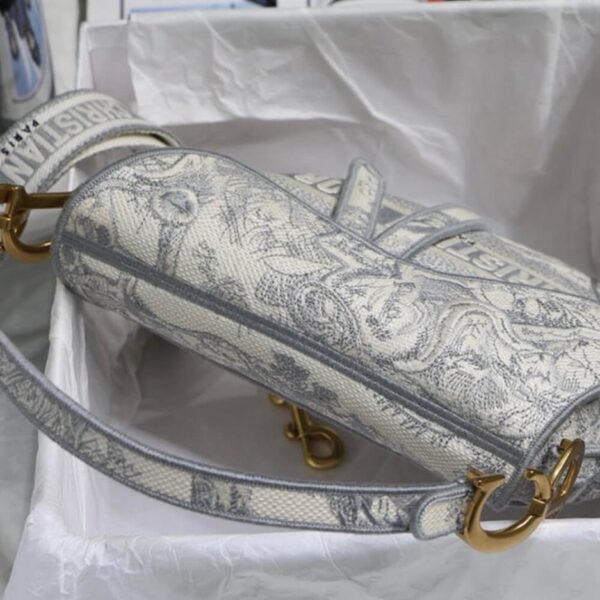 Dior Saddle Bag - Image 7