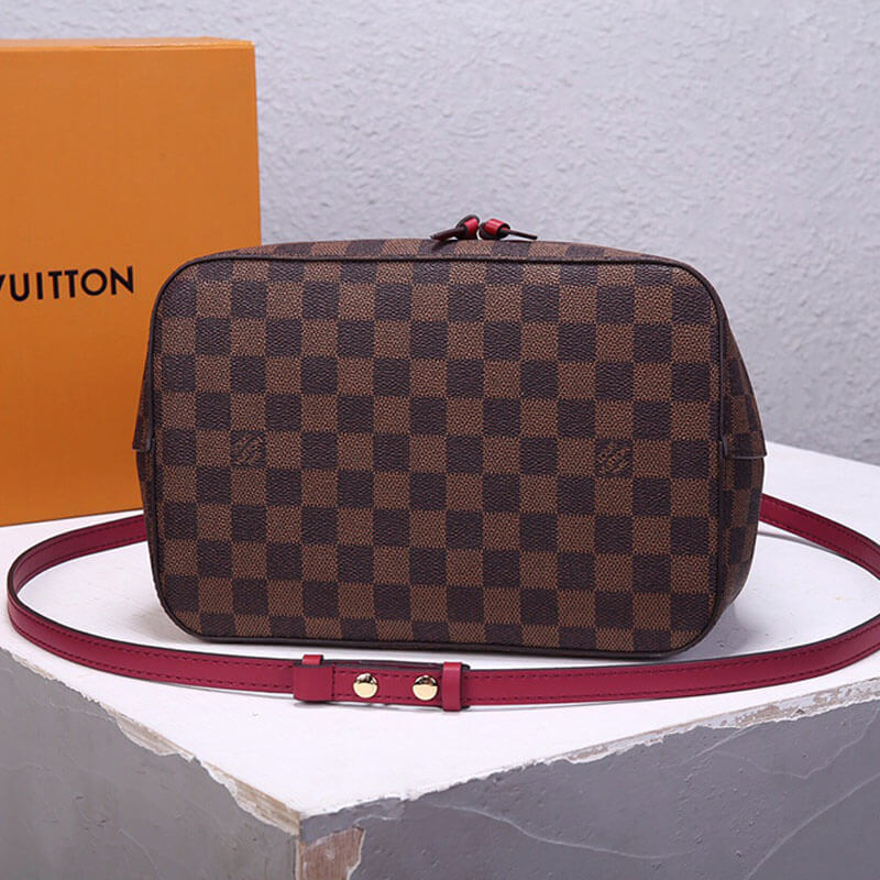 LOUIS VUITTON NeoNoe MM Bucket Bag - Image 4