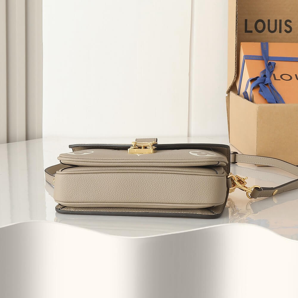 LY Pochette Metis East West - Image 5