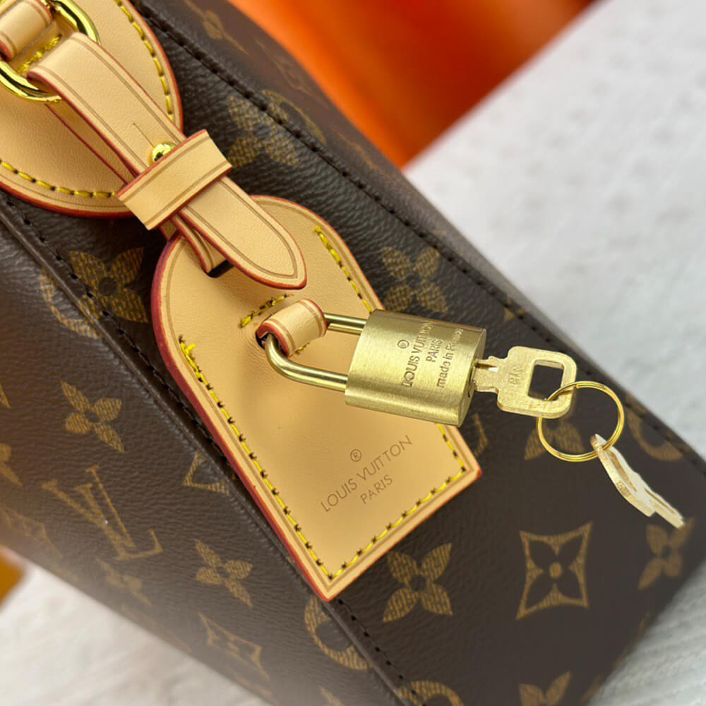 LOUIS VUITTON Slouchy PM - Image 5