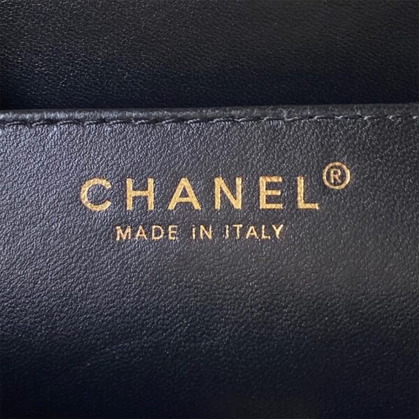 CHANEL 24C - Image 8