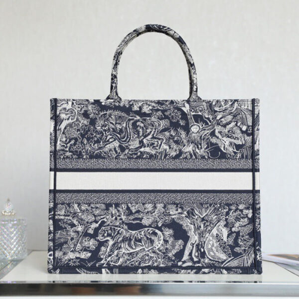 Dior Large Book Tote Bag - Image 3