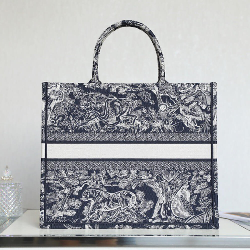Dior Large Book Tote Bag - Image 3