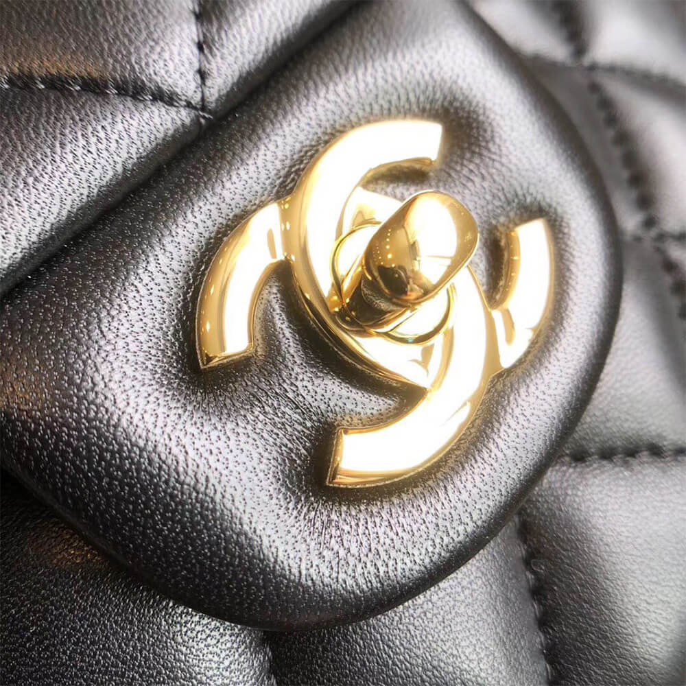 ChaneI SMALL CLASSIC HANDBAG - Image 6