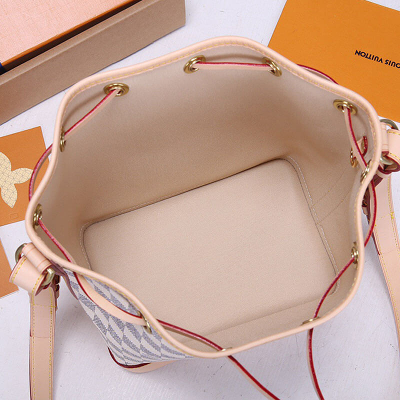 LOUIS VUITTON Noe Bucket Bag - Image 5