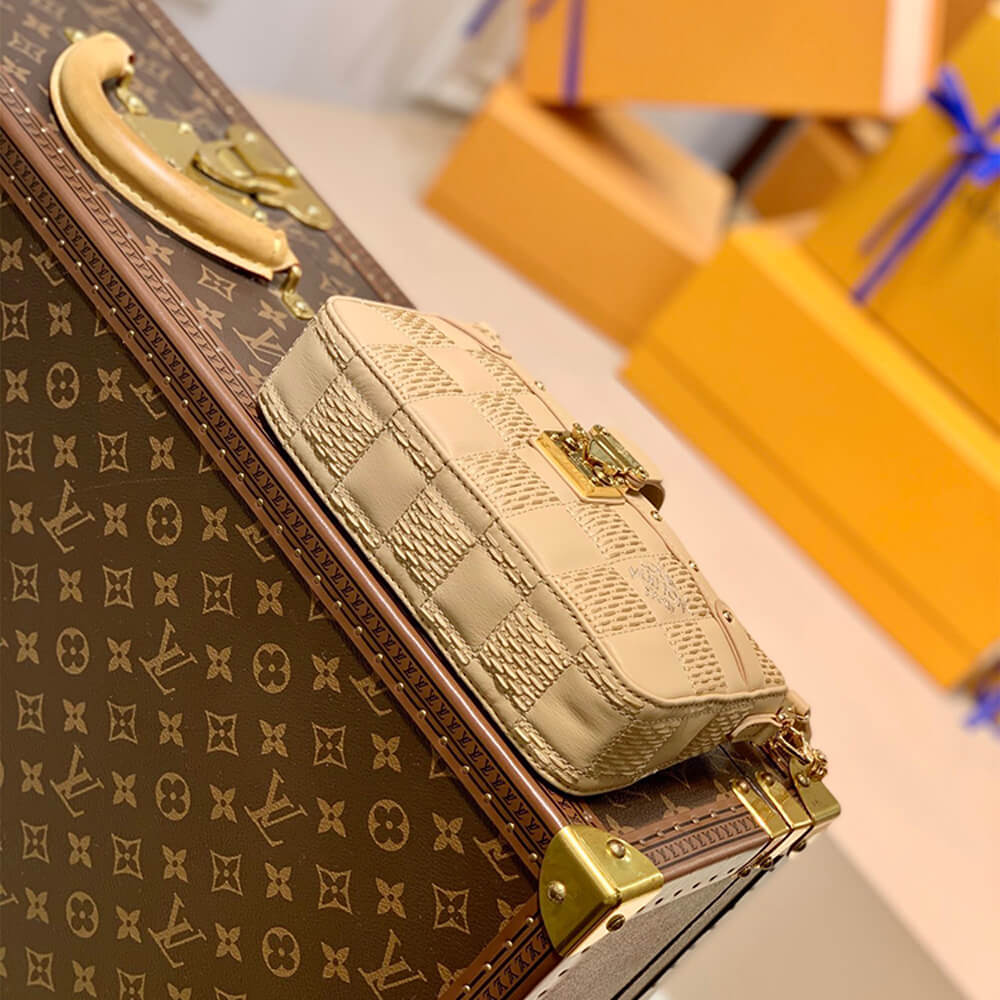 LOUIS VUITTON POCHETTE TROCA - Image 6