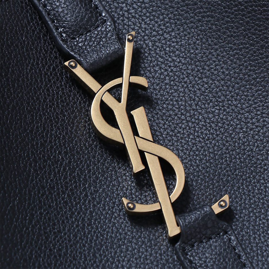 YSL le A 7 Bea In Grained Leather Bag - Image 8