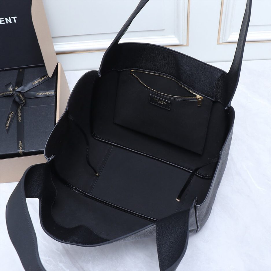 YSL le A 7 Bea In Grained Leather Bag - Image 6
