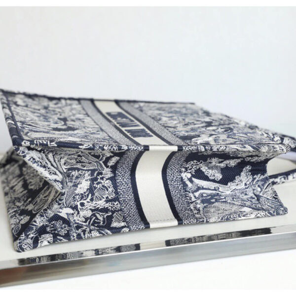 Dior Large Book Tote Bag - Image 4
