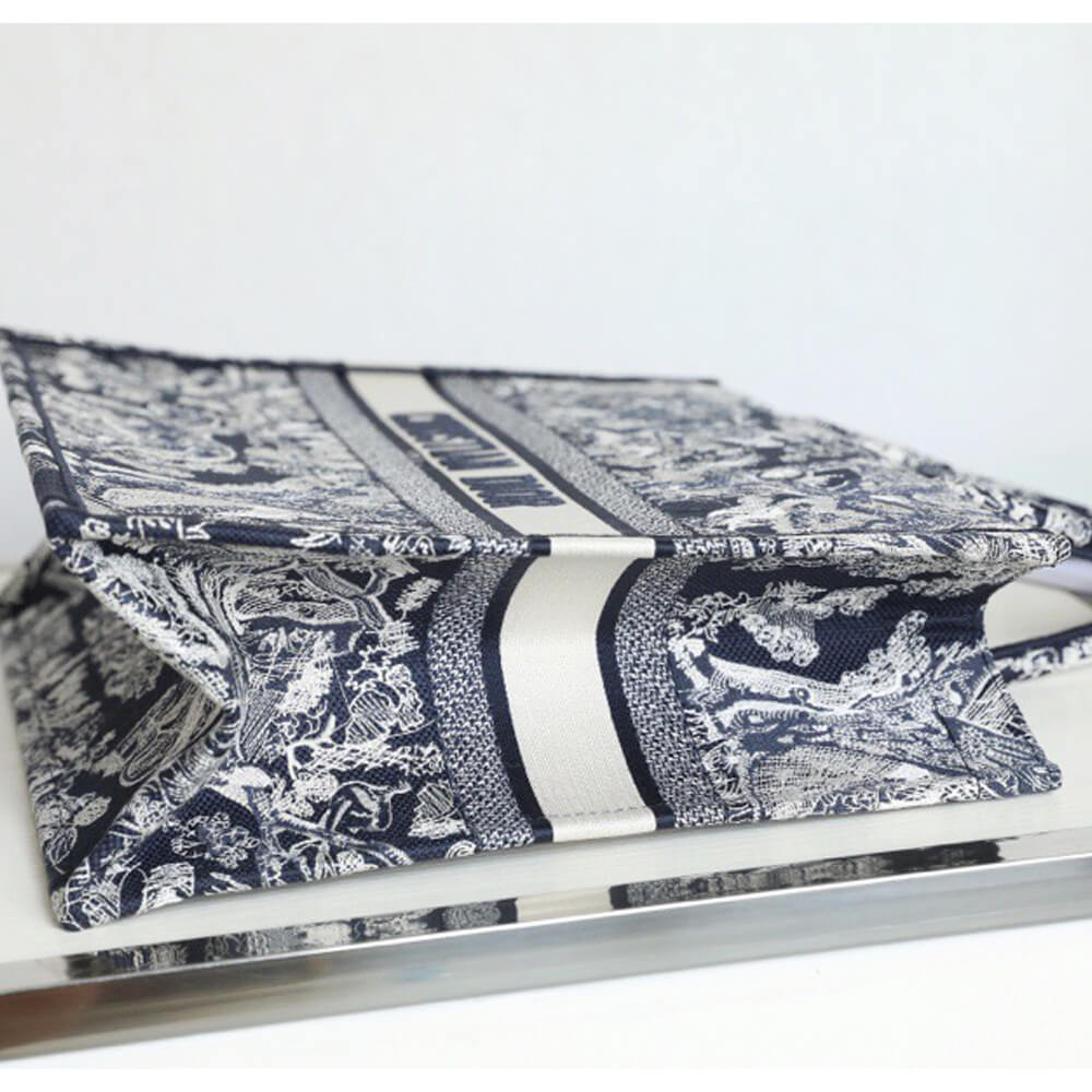 Dior Large Book Tote Bag - Image 4