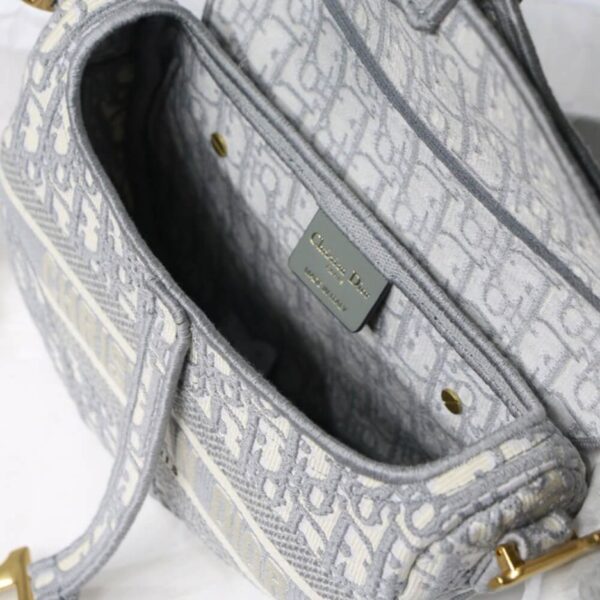 Dior Saddle Bag - Image 6