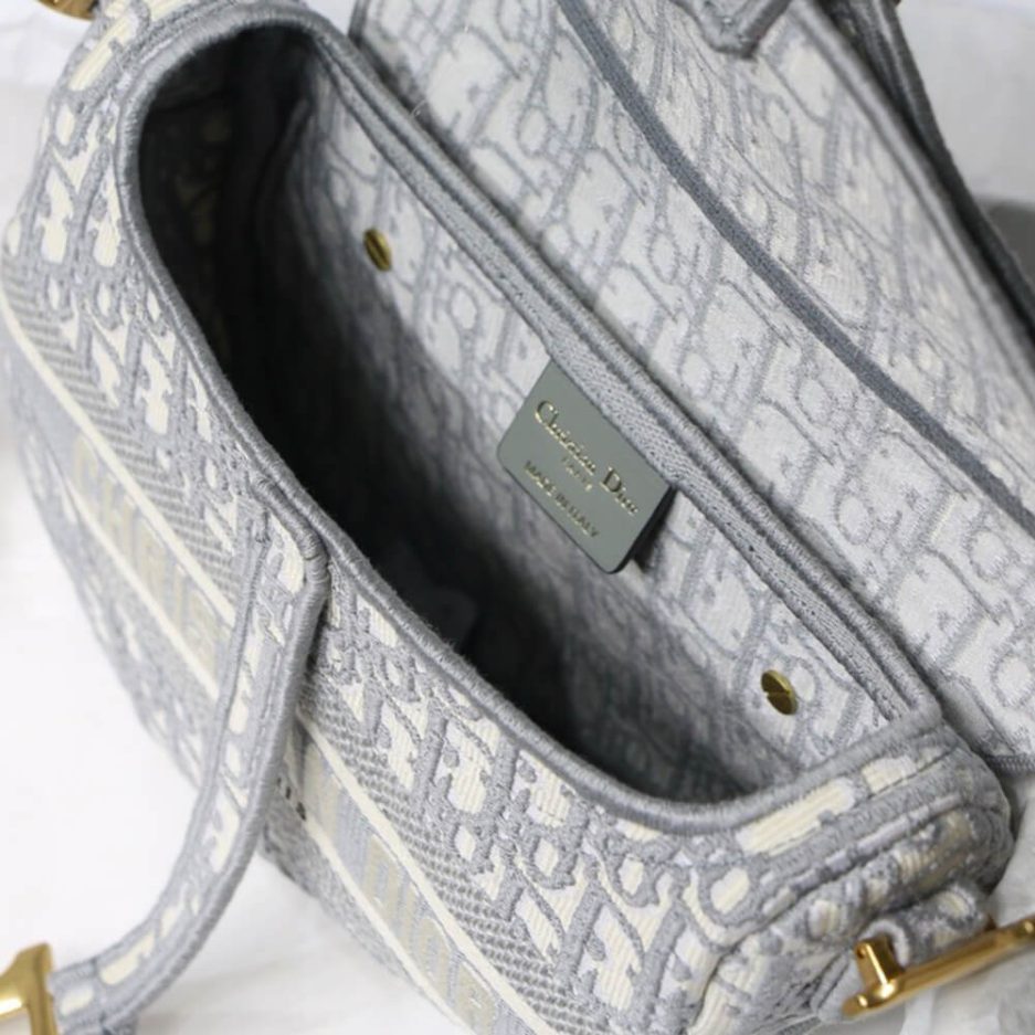 Dior Saddle Bag - Image 6