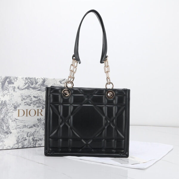 Dior Small Essential Tote Bag - Image 3