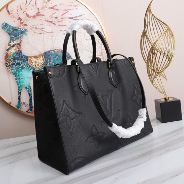 Louis Vuitton Onthego MM Bag - Image 3