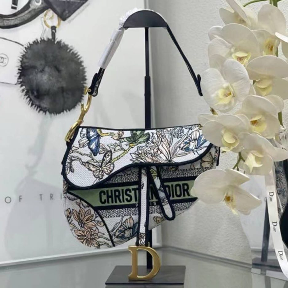 Dior Saddle Bag - Image 2