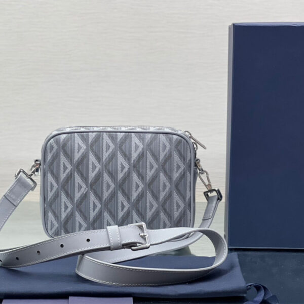Dior Hit The Road Messenger Pouch Bag - Image 3
