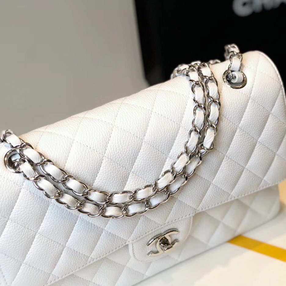CHANEL Classic Flap Handbag - Image 5