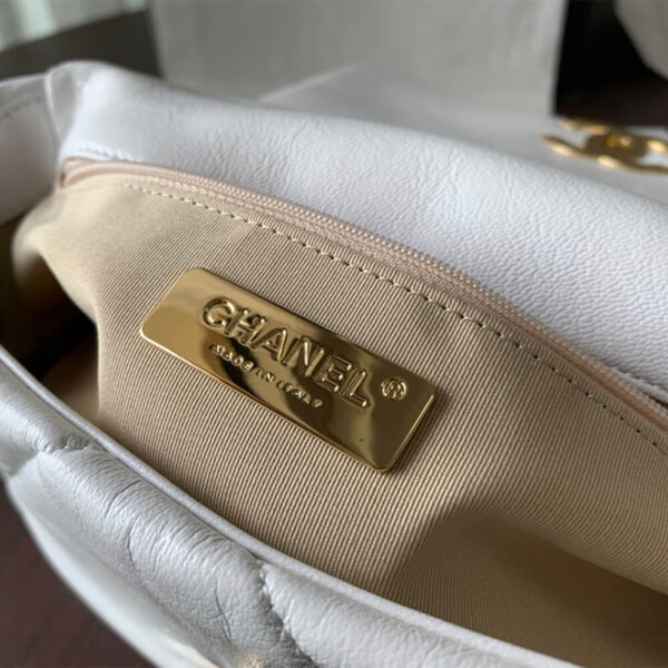 CHANEL 19 Large Handbag - Image 6