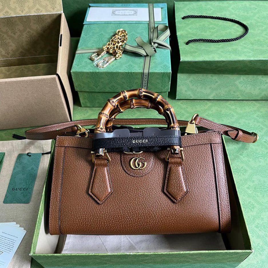 Gucci Diana Small Shoulder Bag - Image 2