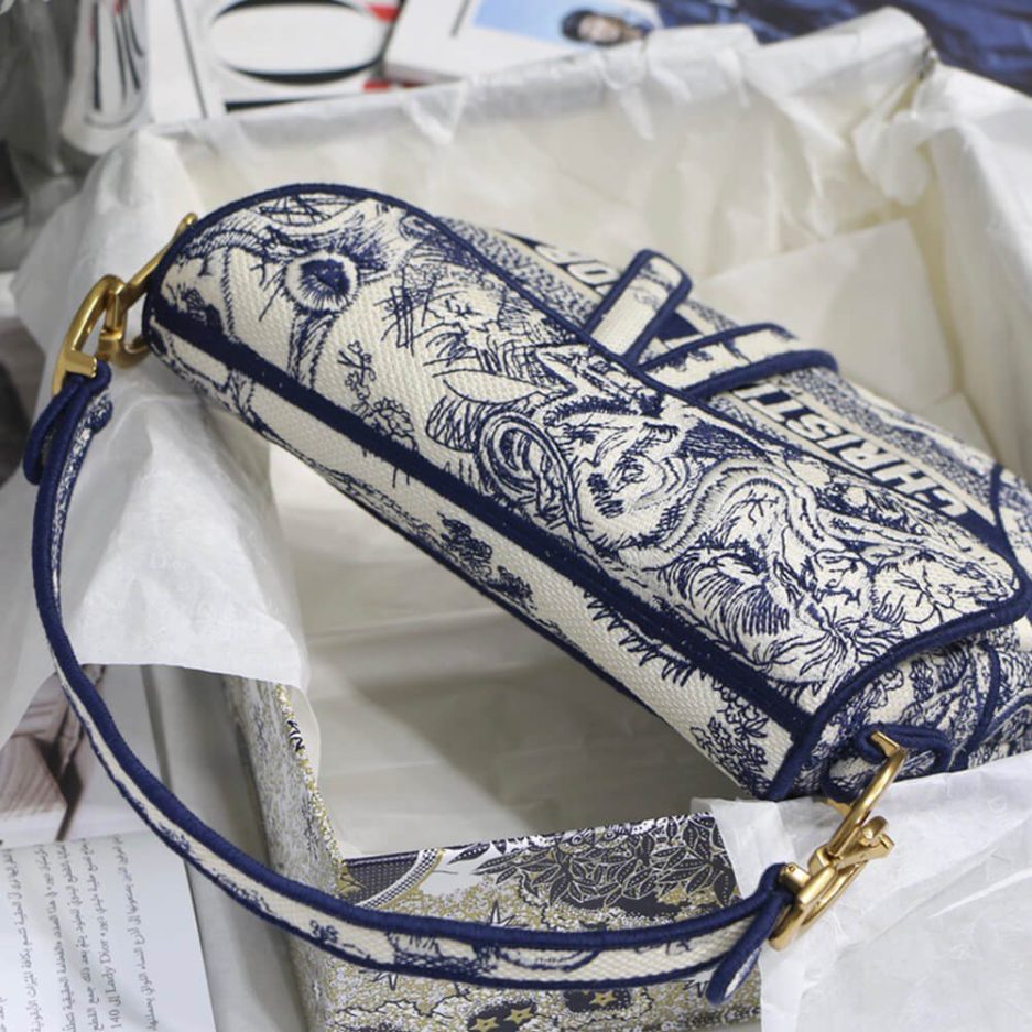 Dior Saddle Bag - Image 4