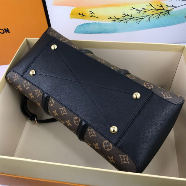 Louis Vuitton Soufflot MM Bag - Image 8