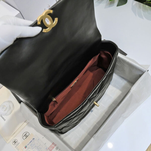 CHANEL 19 MAXI HANDBAG - Image 4