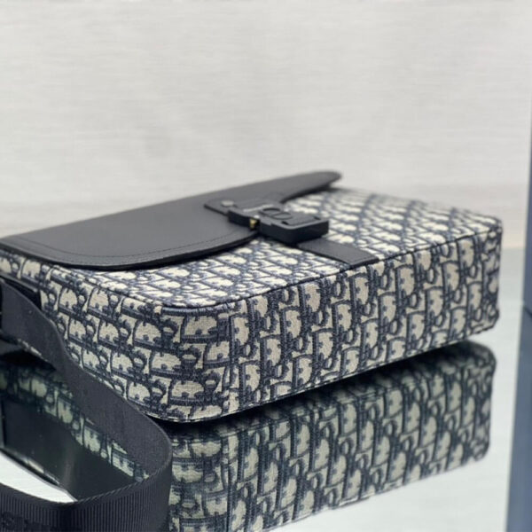 Dior Saddle Messenger Bag - Image 5