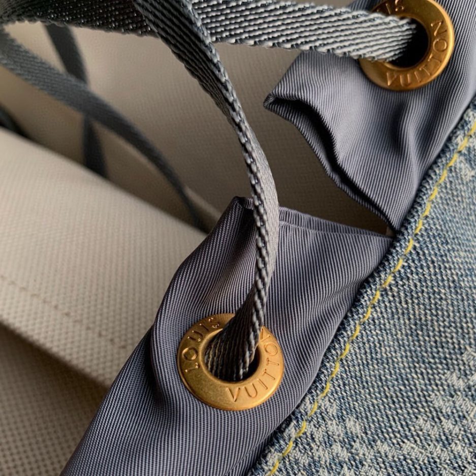 LV Montsouris Backpack - Image 6