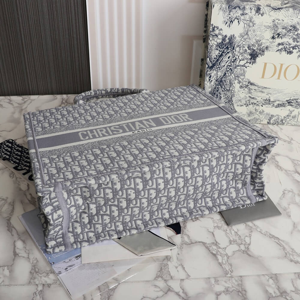 Dior Large Book Tote Bag - Image 5