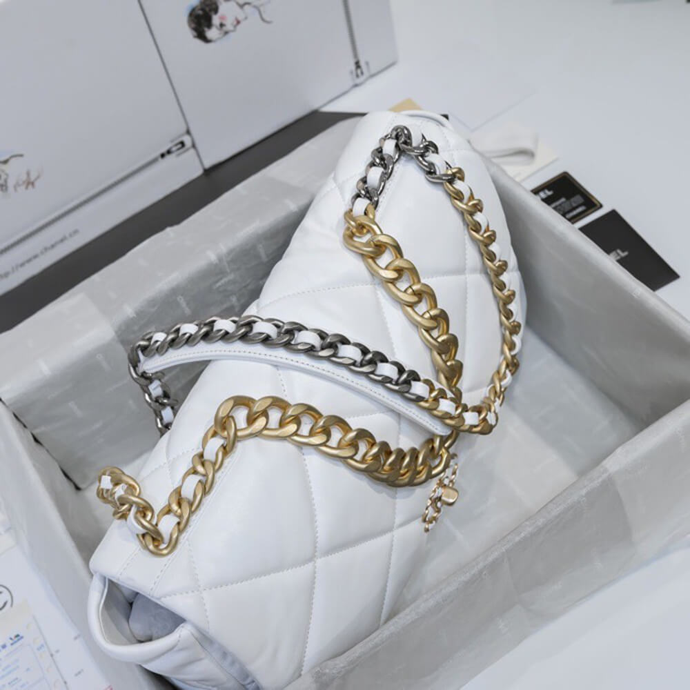 CHANEL 19 MAXI HANDBAG - Image 5