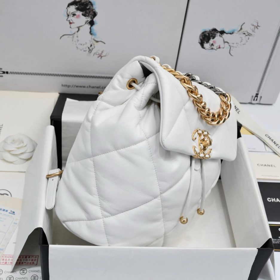 CHANEL 19 BACKPACK - Image 6
