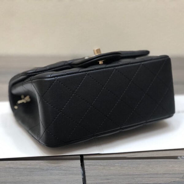 ChaneI MINI FLAP BAG - Image 6