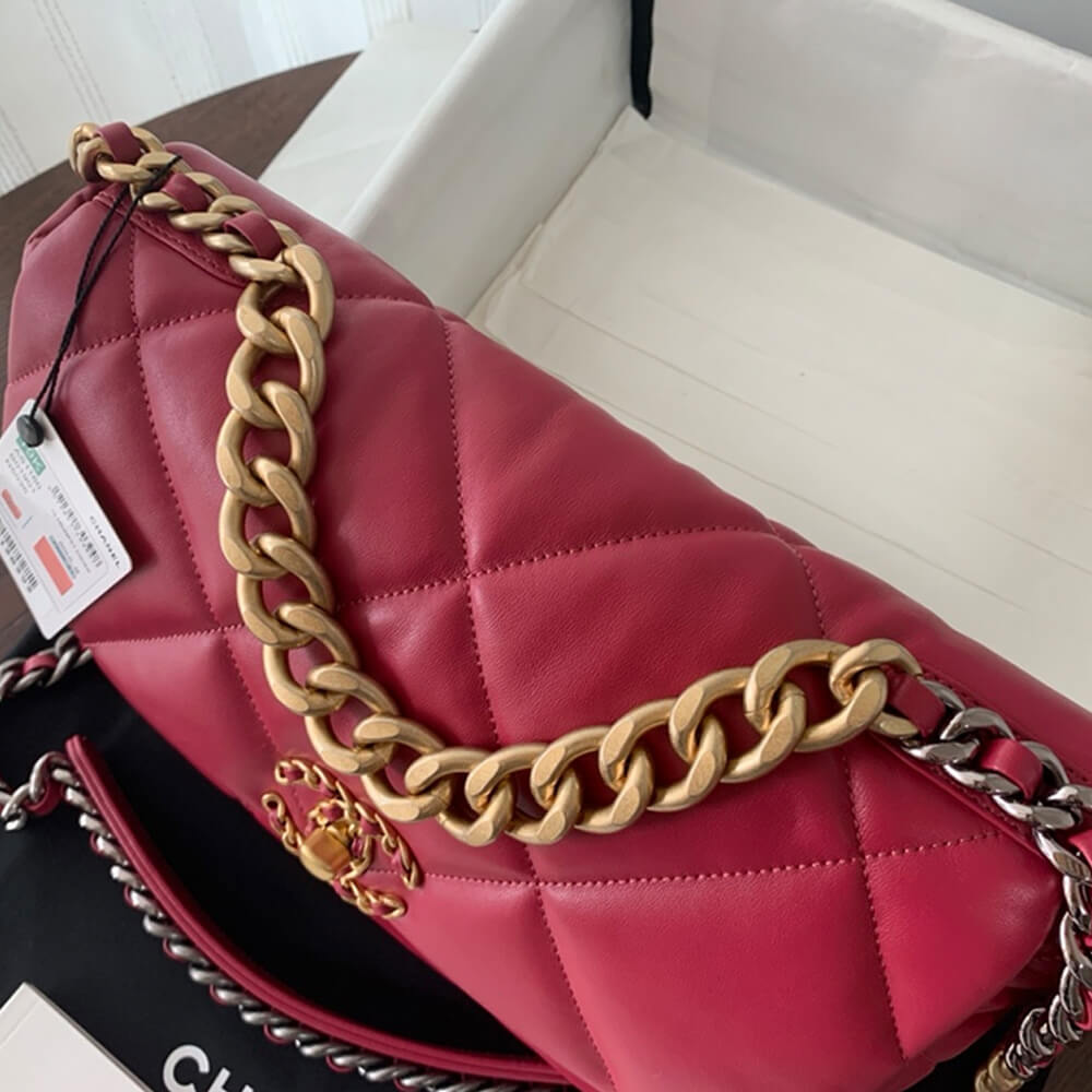 CHANEL 19 Large Handbag - Image 4