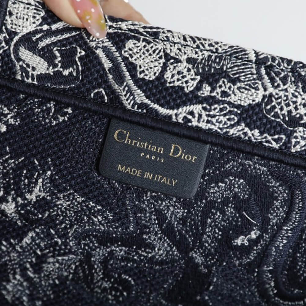 Dior Large Book Tote Bag - Image 5
