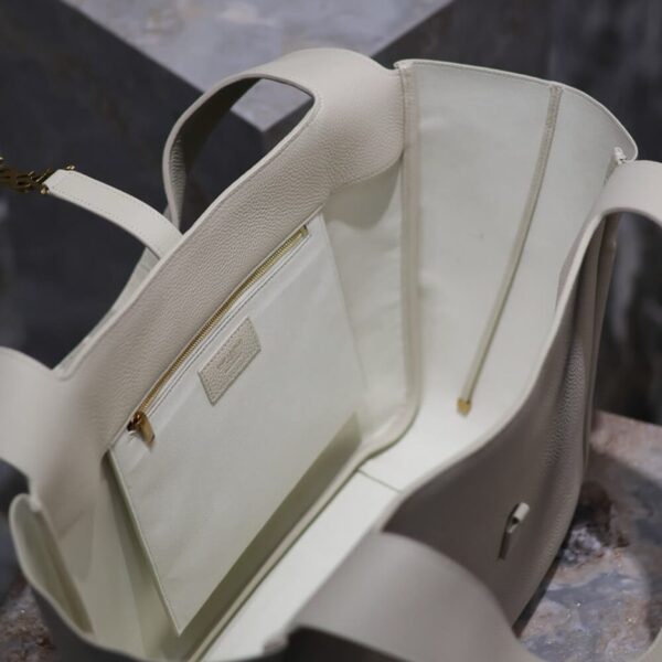 YSL le A 7 Bea In Grained Leather Bag - Image 6