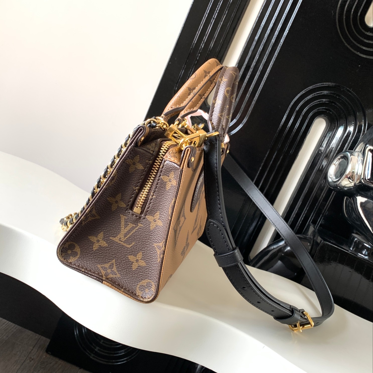 Louis Vuitton Onthego - Image 4